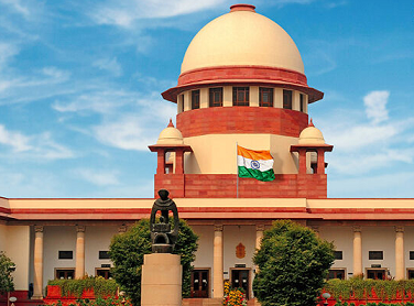 വിവാഹപൂര്‍വ ലൈംഗിക ബന്ധത്തില്‍ നിന്ന് സ്ത്രീയും പുരുഷനും വിട്ടുനില്‍ക്കണം: സുപ്രീം കോടതി