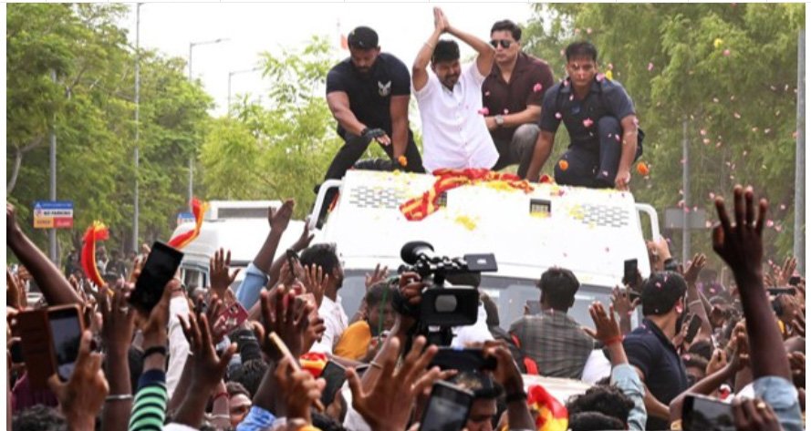 തെ​ര​ഞ്ഞെ​ടു​പ്പ് പെ​രു​മാ​റ്റ​ച്ച​ട്ടം ലം​ഘി​ച്ചു; വി​ജ​യ്‌​ക്കെ​തി​രെ കേ​സ്‌