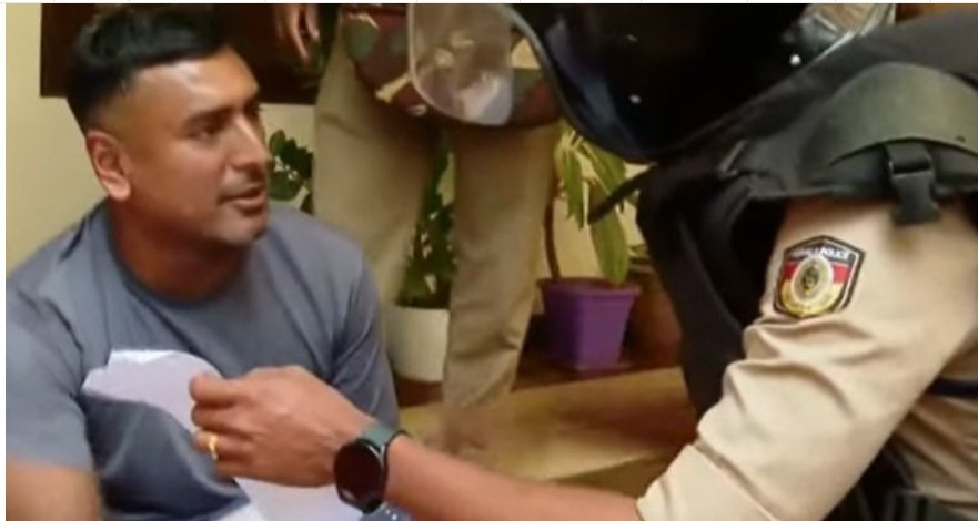 ബ്ര​ഹ്മ​ഗി​രി ത​ട്ടി​പ്പ്; പെ​ട്രോ​ളു​മാ​യി സി​പി​എം പ്ര​വ​ർ​ത്ത​ക​ന്‍റെ ആ​ത്മ​ഹ​ത്യാ ഭീ​ഷ​ണി