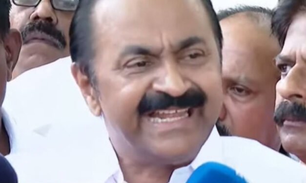 മു​ഖ്യ​മ​ന്ത്രി ക​ള്ള​പ്ര​ചാ​ര​ണം ന​ട​ത്തു​ന്നു, ആ​രോ​ഗ്യ കേ​ര​ളം മോ​ര്‍​ച്ച​റി​യി​ല്‍, റേ​ഷ​ന്‍ ത​രു​ന്ന​ത് ഔ​ദാ​ര്യ​മ​ല്ല: വി.​ഡി സ​തീ​ശ​ന്‍