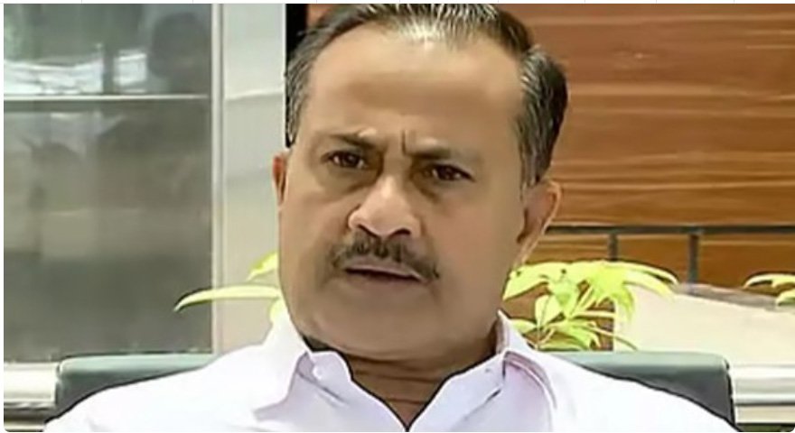 എ.​കെ.​ബാ​ല​ന്‍റേ​ത് ആ​ടി​നെ പ​ട്ടി​യാ​ക്കു​ന്ന പ്ര​ചാ​ര​വേ​ല: പി.​എം.​എ.സ​ലാം