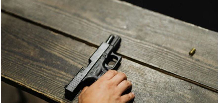 പോലീസ് ഏറ്റുമുട്ടലിൽ കൊലക്കേസ് പ്രതി വെടിയേറ്റ് മരിച്ചു