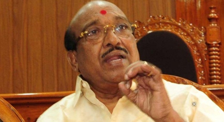 അ​​​​യോ​​​​ഗ്യ​​​​നാ​​​​ക്കി​​​​യ ഹൈ​​​​ക്കോ​​​​ട​​​​തി ഉ​​​​ത്ത​​​​ര​​​​വി​​​​ല്‍ പ്ര​​​​തി​​​​ക​​​​രി​​​​ക്കാ​​​​തെ വെ​​​​ള്ളാ​​​​പ്പ​​​​ള്ളി