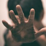 ആലപ്പുഴയിൽ ഭാര്യയ്ക്ക് മെസേജ് അയച്ച അയൽവാസിയെ ഭർത്താവ് ചുറ്റിക കൊണ്ട് തലയ്ക്ക് അടിച്ചു