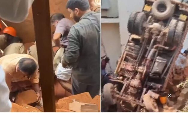 കണ്ണൂരിൽ ചെങ്കല്ലുമായി പോയ ലോറി തലകീഴായി മറിഞ്ഞു; ഡ്രൈവര്‍ കുടുങ്ങി