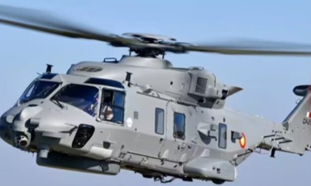 ഖ​ത്ത​റി​ൽ സൈ​നി​ക ഹെ​ലി​കോ​പ്റ്റ​ർ ക​ട​ലി​ൽ ത​ക​ർ​ന്നു​വീ​ണു