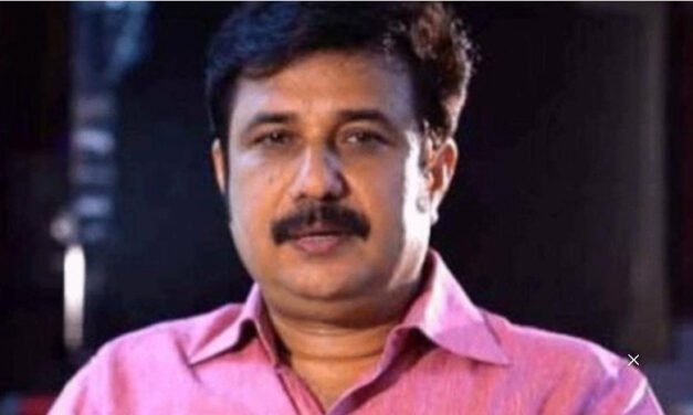 ആ​രി​ഫ് ആ​ലു​വ​യി​ലേ​യ്ക്ക്‍? ചേ​ർ​ത്ത​ല​യി​ലെ തെ​ര​ഞ്ഞെ​ടു​പ്പ് ചു​മ​ത​ല​ക​ളി​ൽ നി​ന്ന് മാ​റ്റി