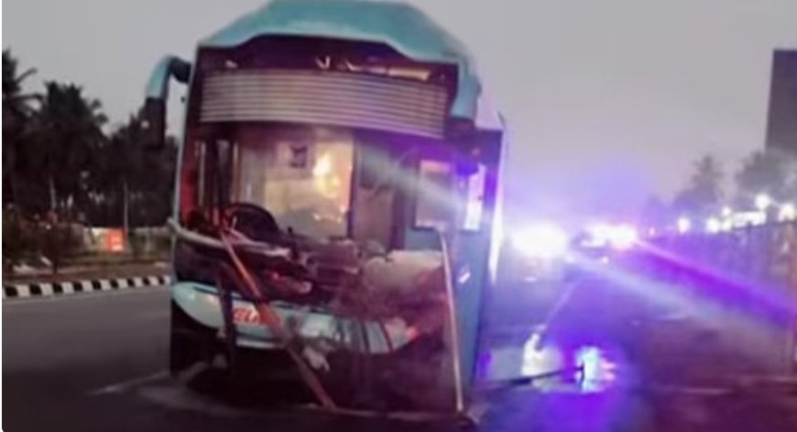 മൈ​സൂരിൽ വാഹനാപകടം; നാല് മലയാളികൾക്ക് ദാരുണാന്ത്യം