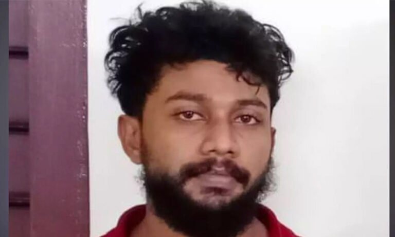 ജാമ്യത്തിൽ പുറത്തിറങ്ങിയ ഗുണ്ടാത്തലവനെ പട്ടാപ്പകൽ നടുറോഡിൽ വെട്ടിക്കൊന്നു