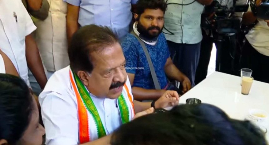 ‘ഈ തെരഞ്ഞെടുപ്പ് യുഡിഎഫിന് മധുരമാകും’: പ്രചാരണ ചൂടിനിടെ ഇന്ദിര കാന്‍റീനിലെത്തി രമേശ് ചെന്നിത്തല
