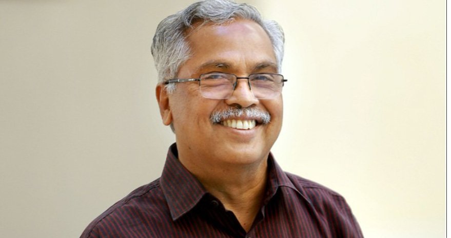 ഇ​ന്ത്യ​ൻ ന​യ​ങ്ങ​ൾ ലോ​ക​മ​റി​യു​ന്ന​ത് ട്രം​പി​ലൂ​ടെയെന്ന് ബി​നോ​യ് വി​ശ്വം