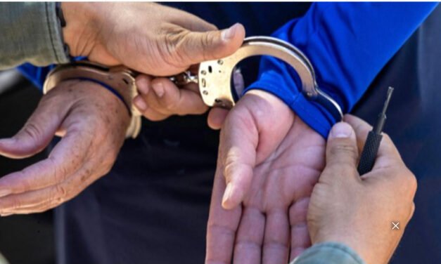 മീ​ന്‍ പി​ടി​ക്കു​ന്ന​തി​നെ ചൊ​ല്ലി ത​ർ​ക്കം; വി​ദ്യാ​ർ​ഥി​യെ കു​ത്തി പ​രി​ക്കേ​ൽ​പ്പി​ച്ച പ്ര​തി പി​ടി​യി​ൽ