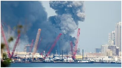 ഇറാന്‍റെ കടലാക്രമണത്തിൽ ഇന്ത്യക്ക് കണ്ണീർ, സുൽത്താൻ ഖാബൂസ് തുറമുഖത്തിൽ ഡ്രോൺ ബോട്ട് ആക്രമണം; ഇന്ത്യാക്കാരന് ജീവൻ നഷ്ടം