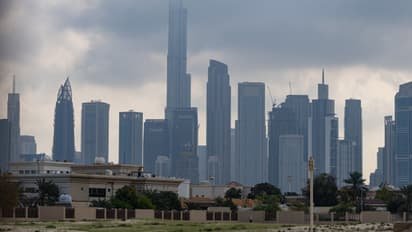 വ്യോമാക്രമണ പ്രതിരോധത്തിനിടെ അവശിഷ്ടം വീണു, പ്രവാസി ഡ്രൈവ‍ർക്ക് ദാരുണാന്ത്യം, അൽ ബർഷയിൽ കൊല്ലപ്പെട്ടത് പാക് സ്വദേശിയെന്ന് സൂചന