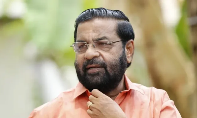 മുന്‍ മന്ത്രി കടകംപള്ളി സുരേന്ദ്രനെതിരെ പരാതി നല്‍കി ഉണ്ണികൃഷ്ണന്‍ പോറ്റി