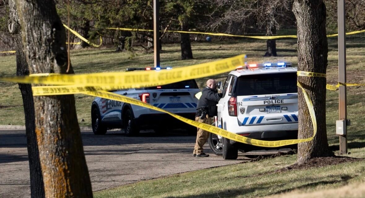 യുഎസിൽ ജൂത ദേവാലയത്തിന് നേരെ ആക്രമണം, സ്ഫോടക വസ്തുക്കളുമായി കെട്ടിടത്തിലേക്ക് ട്രക്ക് ഓടിച്ച് കയറ്റിയ അക്രമിയെ കൊലപ്പെടുത്തി