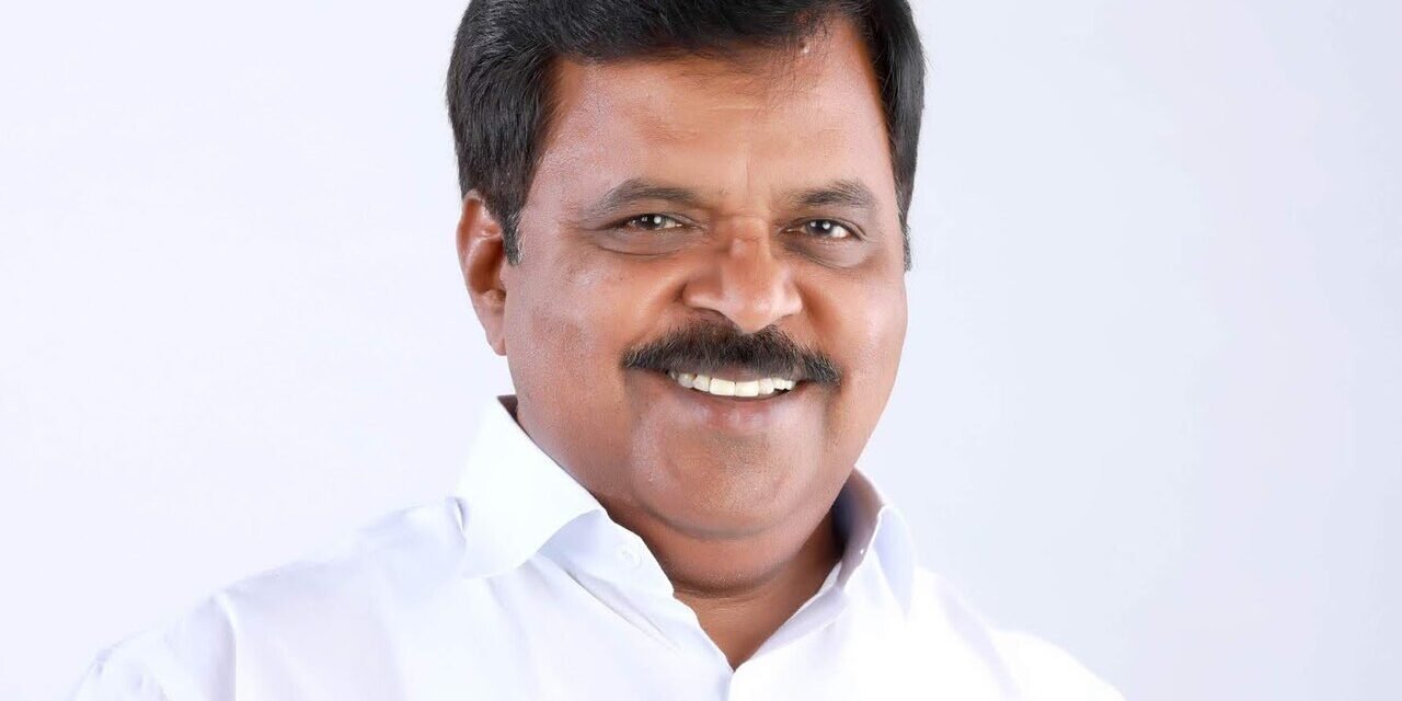 ഏറ്റുമാനൂരിൽ വാഴയ്ക്കൻ എന്ന് സൂചന, കാഞ്ഞിരപ്പള്ളിയിൽ നാട്ടകം സുരേഷ്, കോട്ടയം ജില്ലയിൽ മത്സരചിത്രം തെളിയുന്നു