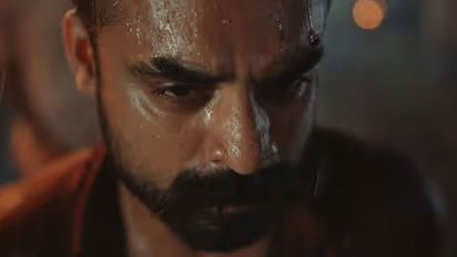 ടൊവിനോ തോമസ് നായകനായി പള്ളിച്ചട്ടമ്പി, ടീസർ പുറത്തിറങ്ങി; വേൾഡ് വൈഡ് റിലീസ് ഏപ്രിൽ 10ന്