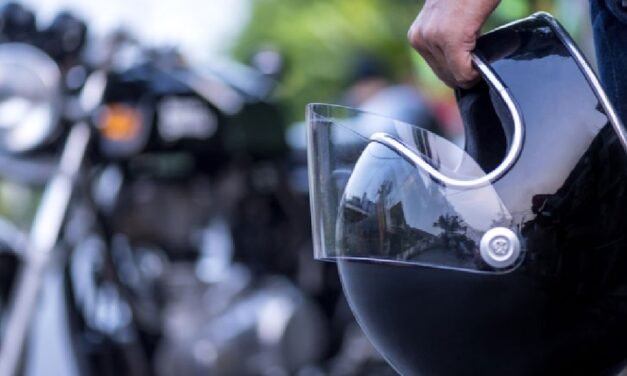 ഹെല്‍മറ്റ് ഇല്ലാതെ യാത്ര; സംസ്ഥാനത്ത് ഒരാഴ്ചയ്ക്കിടെ പിരിച്ചെടുത്തത് 2.7 കോടി രൂപ