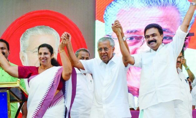 വ​ര്‍​ഗീ​യ​ത​യ്‌​ക്കെ​തി​രേ വി​ട്ടു​വീ​ഴ്ച​യി​ല്ല: പി​ണ​റാ​യി വി​ജ​യ​ന്‍