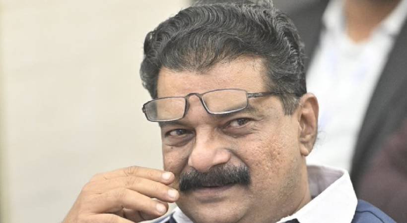 ‘SDPI വോട്ട് സ്വീകരിക്കും, പിണറായിസത്തിനും മരുമോനിസത്തിനും എതിരെ ആര് വോട്ട് തന്നാലും സ്വീകരിക്കും’; പി.വി. അൻവർ