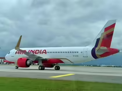 വാൻകൂവറിലേക്ക് പുറപ്പെട്ട എയർ ഇന്ത്യ വിമാനം 9 മണിക്കൂറിന് ശേഷം ഡൽഹിയിൽ തിരിച്ചിറക്കി