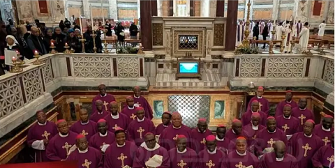 ‘ഞങ്ങളുടെ ജനങ്ങൾ മരിച്ചുകൊണ്ടിരിക്കുകയാണ്’: ലെയോ പാപ്പയോട് നൈജീരിയയിലെ മെത്രാന്മാർ