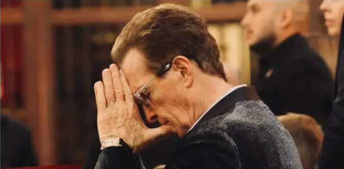 സംഗീത ജീവിതത്തിലെ 50 വർഷങ്ങൾ; മെക്സിക്കോ സിറ്റി കത്തീഡ്രലിലെത്തി നന്ദിയർപ്പിച്ച് ഗായകൻ ഇമ്മാനുവൽ