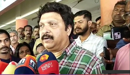 ശത്രുക്കൾ വീട്ടിൽ തന്നെ; ആരോപണങ്ങളിൽ തളരില്ല; വിവാദങ്ങൾ തിരഞ്ഞെടുപ്പ് ലക്ഷ്യമിട്ടുള്ളതെന്ന് മന്ത്രി ഗണേഷ് കുമാർ