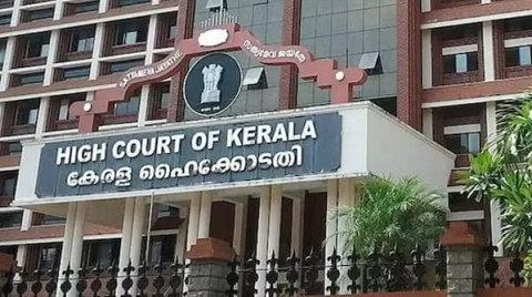 ഇടുക്കിയിലെ പട്ടയവിതരണം വീണ്ടും തടഞ്ഞ് ഹൈക്കോടതി