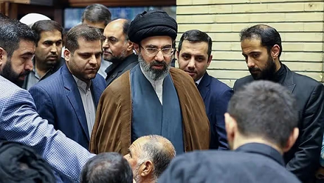 ഇറാന്റെ പുതിയ പരമോന്നത നേതാവായി മോജ്തബ ഖമേനിയെ തിരഞ്ഞെടുത്തു ???