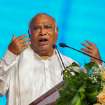 കോൺഗ്രസ് അധ്യക്ഷൻ മല്ലികാർജുൻ ഖർ​ഗെ പങ്കെടുത്ത യോ​ഗത്തിലും ‘മുഖ്യമന്ത്രി’ തർക്കം