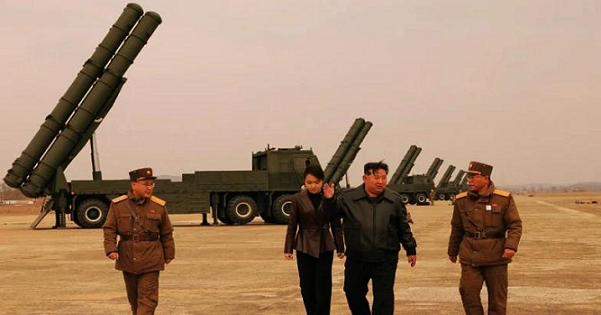 അമേരിക്കയെ ലക്ഷ്യമിട്ട് ഉത്തരകൊറിയയുടെ മിസൈൽ പരീക്ഷണം: കിം ജോങ് ഉന്നിന് ശക്തമായ മുന്നറിയിപ്പുമായി ട്രംപ്