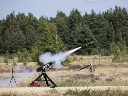 അമേരിക്കൻ പ്രതിരോധത്തിലെ പാളിച്ച പരിഹരിക്കാൻ പുതിയ ‘മൈക്രോ മിസൈലുകൾ’