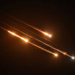 അമേരിക്കൻ സൈനിക താവളങ്ങളില്‍ ഇറാന്റെ മിസൈൽ വർഷം; യുദ്ധതന്ത്രം മാറ്റി ട്രംപ്