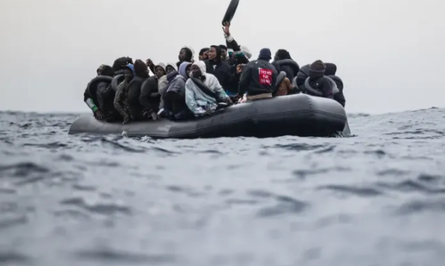 കടലിൽ പൊലിയുന്ന സ്വപ്നങ്ങൾ; യൂറോപ്പിലേക്കുള്ള യാത്രയിൽ കാണാതായത് നൂറുകണക്കിന് അഭയാർത്ഥികളെ