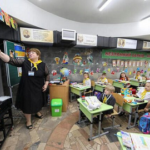 ഉക്രൈനിൽ 20,000 കുട്ടികൾ പഠിക്കുന്ന ഭൂഗർഭ വിദ്യാലയങ്ങൾ