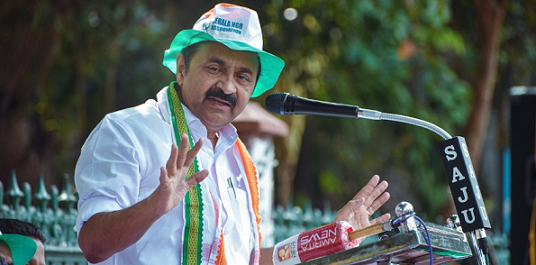 വി ഡി സതീശൻ നയിച്ച യുഡിഎഫിന്റെ പുതുയുഗ യാത്രക്ക് തിരുവനന്തപുരത്ത് ആവേശകരമായ സമാപനം