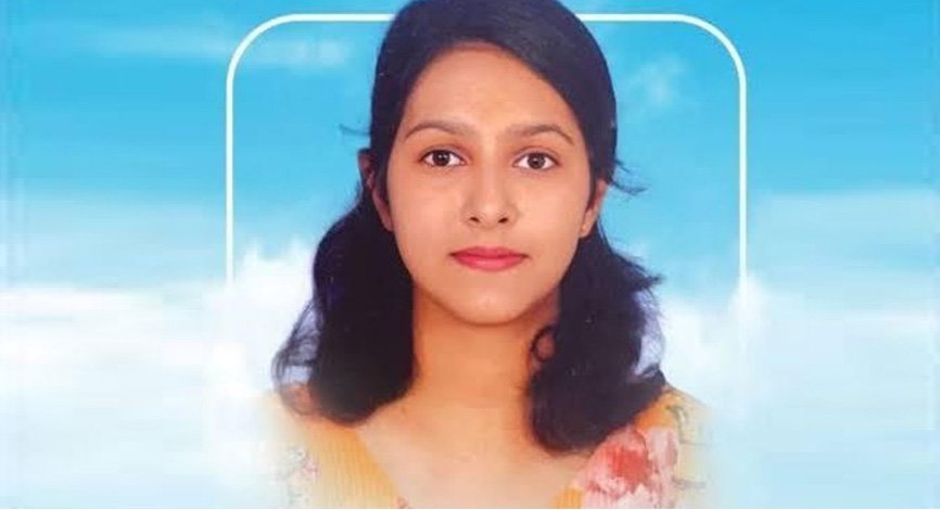 വടക്കാഞ്ചേരിയിലെ നഴ്‌സിന്‍റെ മരണം: വിശദമായ പോസ്റ്റ്‌മോര്‍ട്ടം റിപ്പോര്‍ട്ട് ലഭിച്ചിട്ടില്ലെന്ന് പോലീസ്, പരാതി