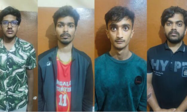 വ്യാ​ജ തോ​ക്ക് ചൂ​ണ്ടി സ​ഹ​പാ​ഠി​യെ ത​ട്ടി​ക്കൊ​ണ്ടു​പോ​യി, മോ​ച​ന​ദ്ര​വ്യം ആ​വ​ശ്യ​പ്പെ​ട്ടു, മ​ല​യാ​ളി ഉ​ൾ​പ്പ​ടെ അ​റ​സ്റ്റി​ൽ