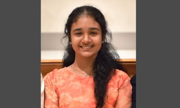 വി​നോ​ദ​സ​ഞ്ചാ​ര​ത്തി​നെ​ത്തി​യ മ​ല​യാ​ളി പെ​ൺ​കു​ട്ടി​യെ ച​ന്ദ്ര​ഗി​രി മ​ല​യി​ൽ കാ​ണാ​താ​യി; വ്യാ​പ​ക തെ​ര​ച്ചി​ൽ തു​ട​രു​ന്നു