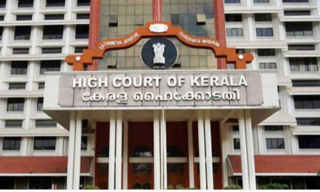 മെട്രോ തൂണുകൾക്ക് സമീപം റോഡ് ഇടിയുന്നു; അടിയന്തര നടപടി എടുക്കണമെന്ന് ഹൈക്കോടതി