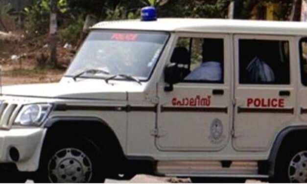 പെ​ട്രോ​ള്‍ പ​മ്പി​ല്‍ ക​വ​ര്‍​ച്ച; ഒ​ന്ന​ര​ല​ക്ഷം രൂ​പ ക​വ​ര്‍​ന്നു