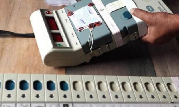 മൂന്നു തവണ വോട്ടിംഗ് മെഷീന്‍ തകരാറില്‍; പുതുപ്പള്ളിയിൽ പോളിംഗ് രണ്ടു മണിക്കൂര്‍ വൈകി