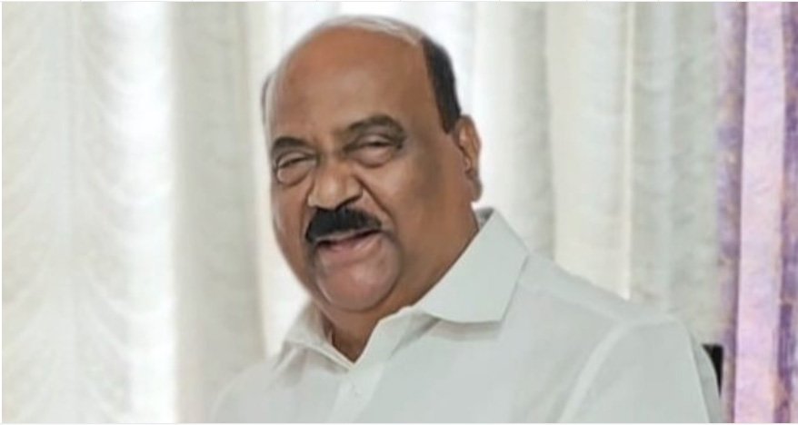 സീ​റ്റി​ന് കോ​ഴ വാ​ങ്ങി​യെ​ന്ന ആ​രോ​പ​ണം; മാ​ണി സി. ​കാ​പ്പ​നെ​തി​രെ പ​രാ​തി ന​ൽ​കി കേ​ര​ള കോ​ൺ​ഗ്ര​സ് എം