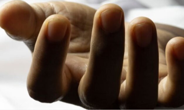 കണ്ണൂരിൽ കിണർ കുഴിക്കുന്നതിനിടെ കയർപൊട്ടി വീണ് രണ്ട് തൊഴിലാളികൾ മരിച്ചു