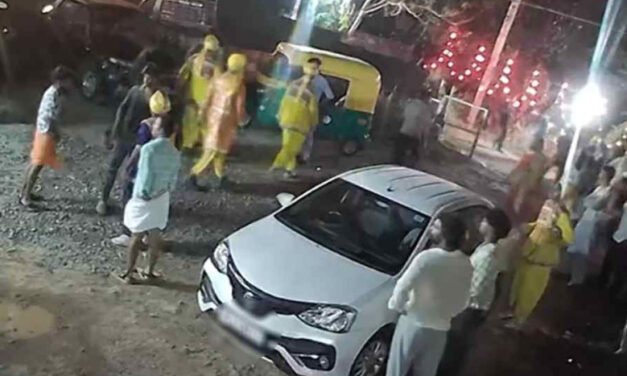 ക്ഷേത്രോത്സവത്തിനിടെ ദമ്പതികൾക്ക് നേരെ ആക്രമണം; പോലീസ് കേസെടുത്തു