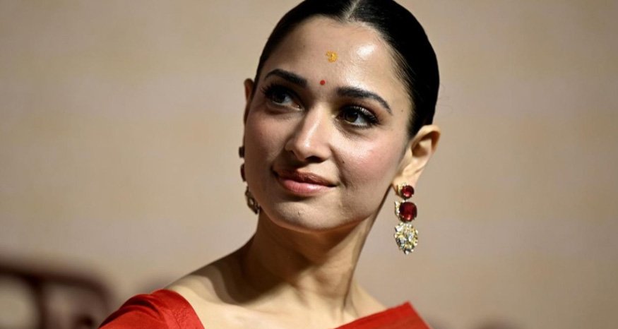 പ​വ​ർ സോ​പ്പ് പ​ര​സ്യ ത​ർ​ക്കം: ന​ടി ത​മ​ന്ന​യു​ടെ ഒ​രു​കോ​ടി രൂ​പ​യു​ടെ ന​ഷ്ട​പ​രി​ഹാ​ര ഹ​ർ​ജി മ​ദ്രാ​സ് ഹൈ​ക്കോ​ട​തി ത​ള്ളി