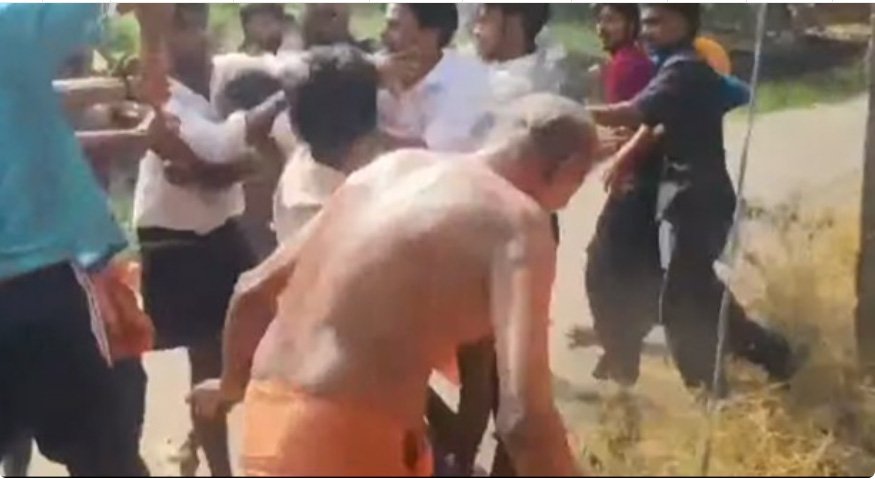 മ​ദ്യ​പി​ച്ച് അ​പ​ക​ട​ക​ര​മാ​യി വാ​ഹ​നമോടി​ച്ച​ത് ചോ​ദ്യം ചെ​യ്തു, പി​താ​വി​നും മ​ക​നും മ​ർ​ദ​നം