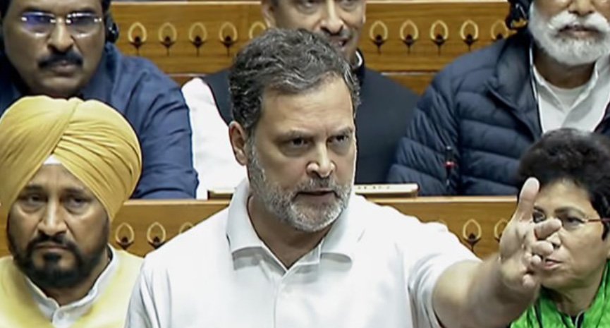 രാ​ഷ്ട്രീ​യ ല​ക്ഷ്യം നേ​ടാ​ൻ സ്ത്രീ​ക​ളെ മ​റ​യാ​ക്കു​ക​യാ​ണ്; ലോ​ക്സ​ഭ​യി​ൽ ആ​ഞ്ഞ​ടി​ച്ച് രാ​ഹു​ൽ ഗാ​ന്ധി